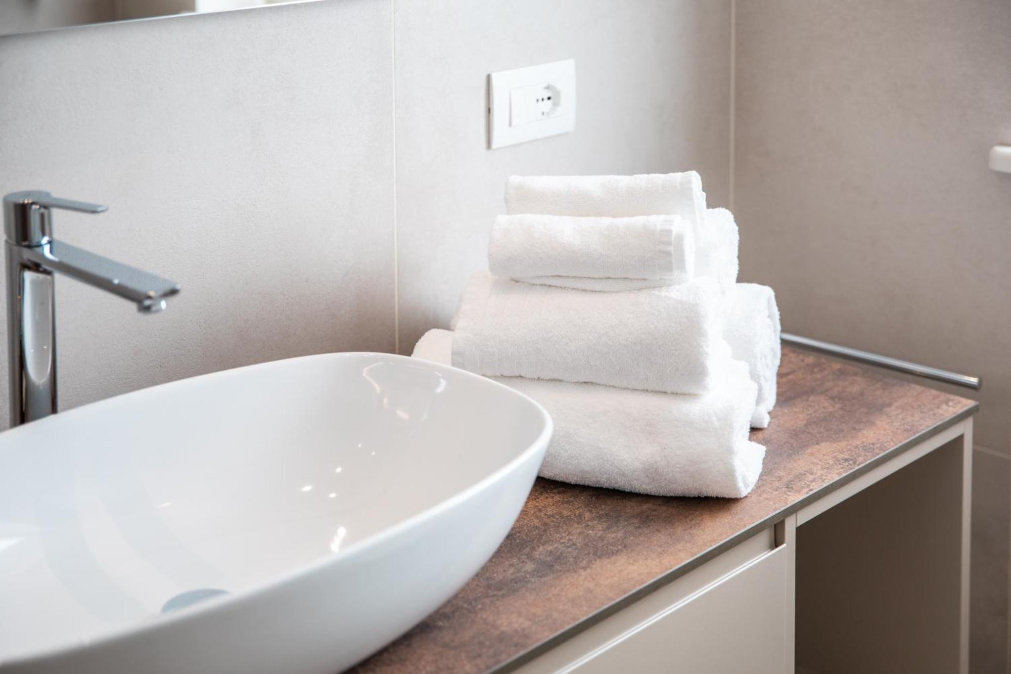 Re Ottone Rooms Лацизе Экстерьер фото